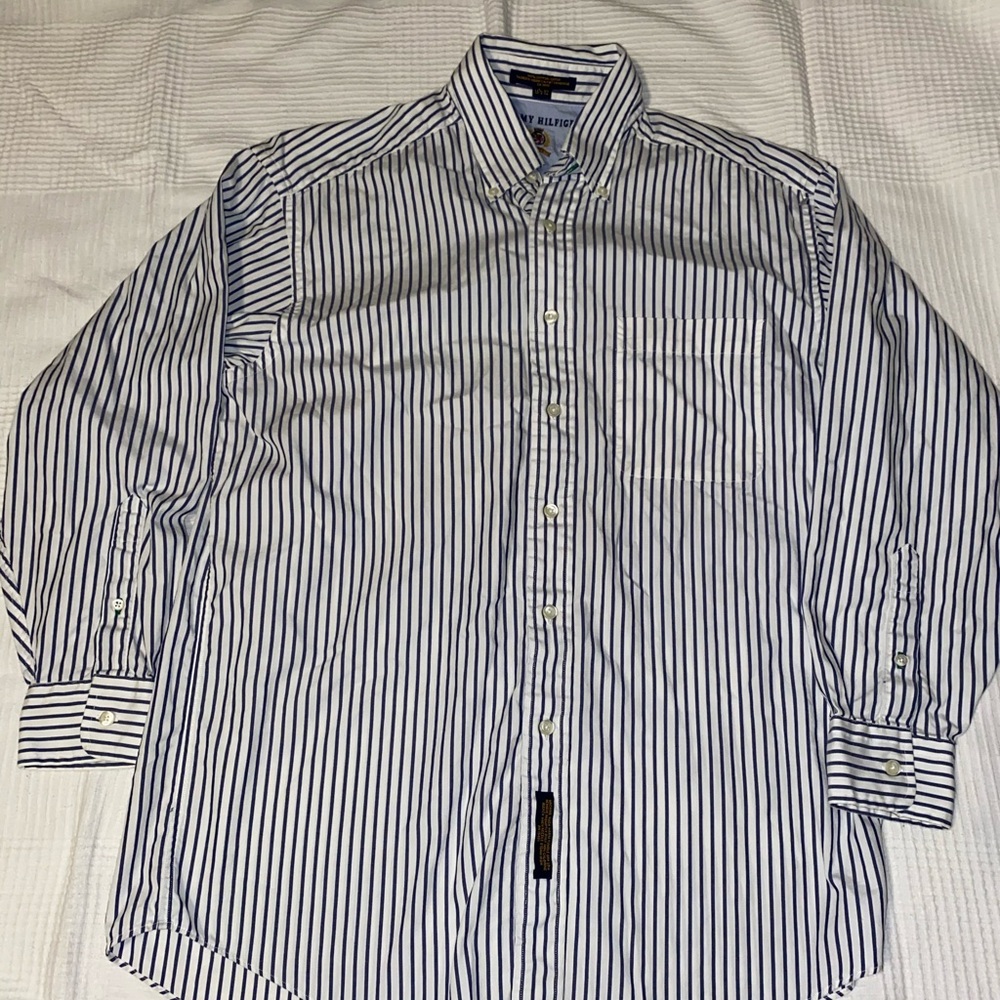 VTG Tommy Hilfiger Button Up 15.5 w embroidery